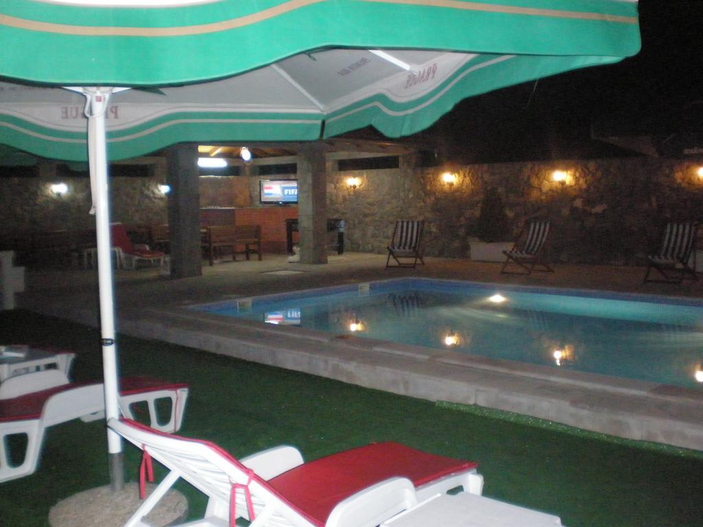Apartments Vila Lazarevic ติวัต ภายนอก รูปภาพ