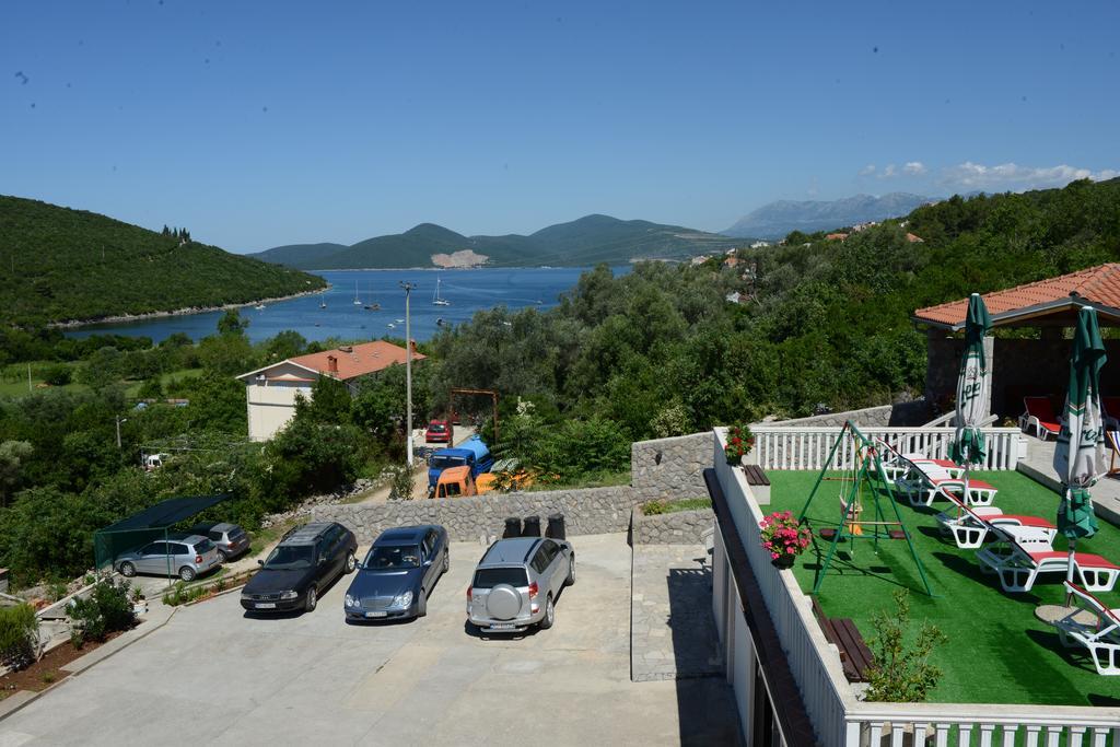 Apartments Vila Lazarevic ติวัต ภายนอก รูปภาพ