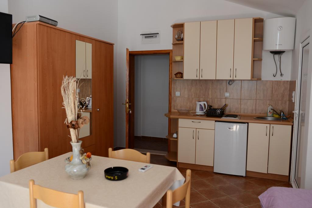 Apartments Vila Lazarevic ติวัต ห้อง รูปภาพ