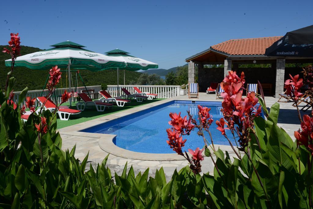Apartments Vila Lazarevic ติวัต ภายนอก รูปภาพ