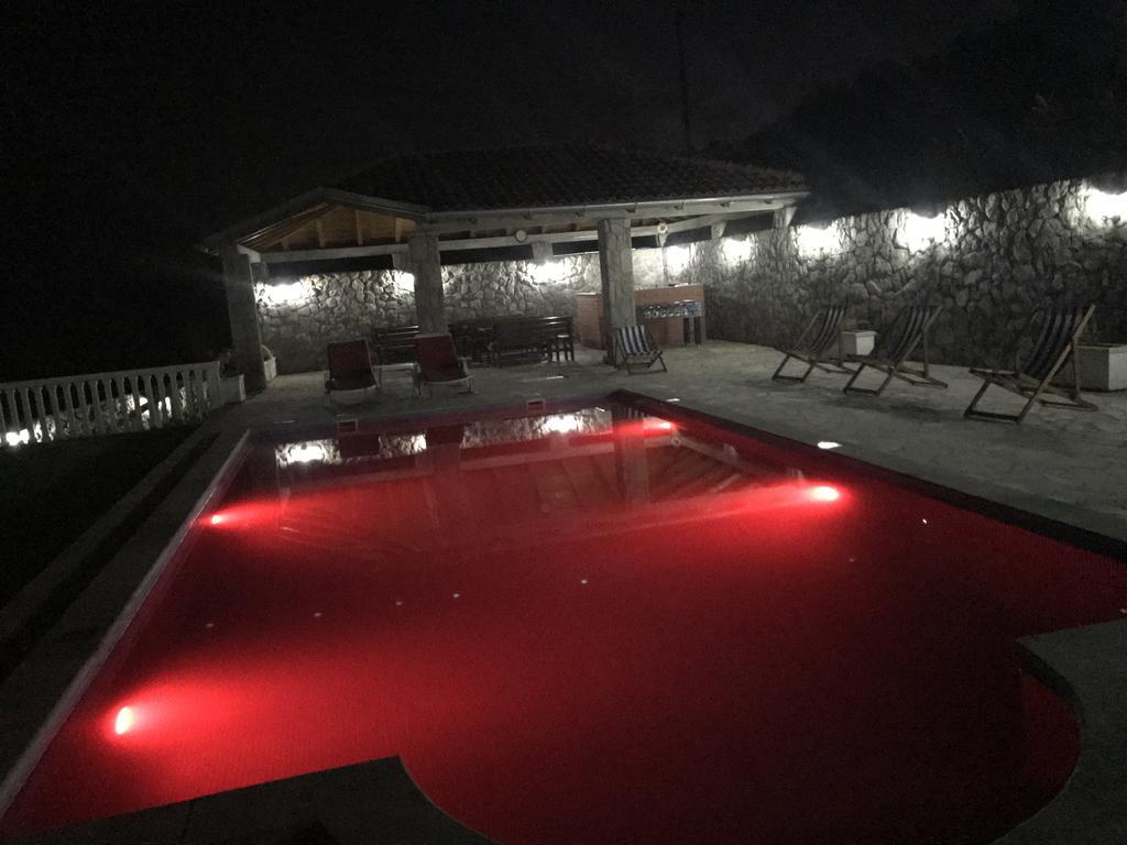 Apartments Vila Lazarevic ติวัต ภายนอก รูปภาพ