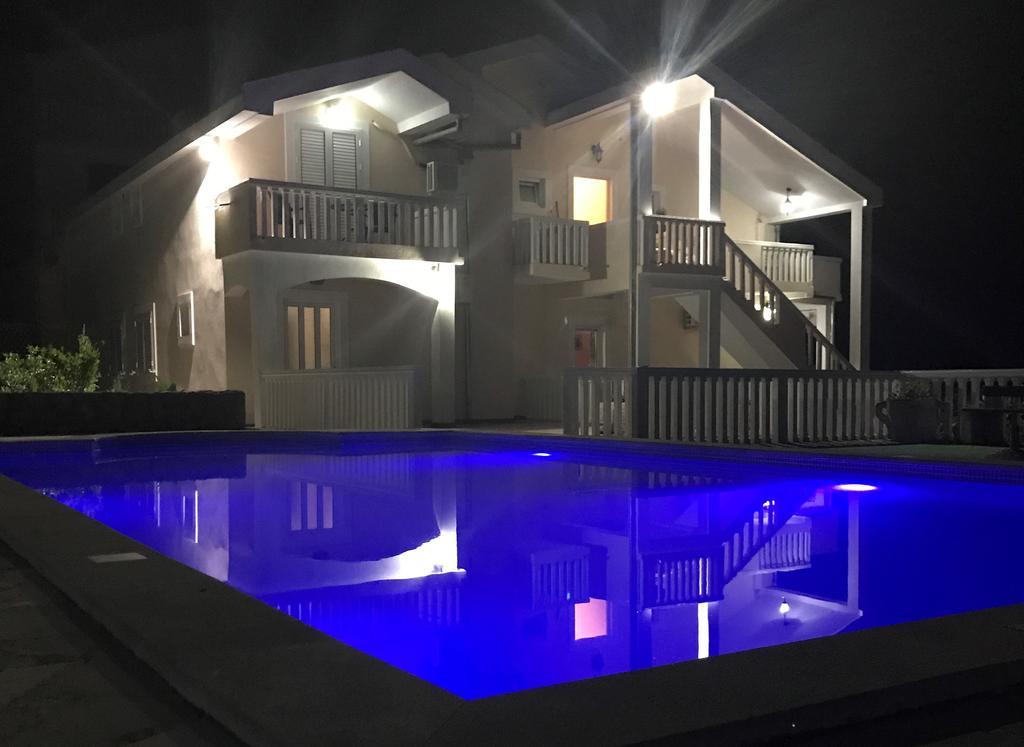 Apartments Vila Lazarevic ติวัต ภายนอก รูปภาพ