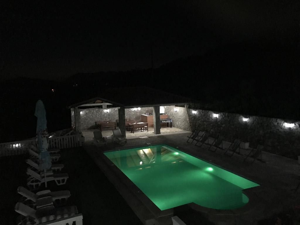 Apartments Vila Lazarevic ติวัต ภายนอก รูปภาพ